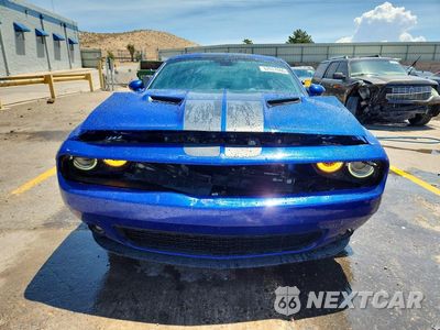 Piąte zdjęcie samochodu w środku: 2018 DODGE CHALLENGER SXT VIN:2C3CDZAG7JH310195 - miniatura
