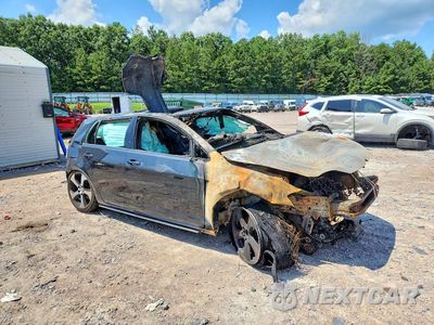 Czwarte zdjęcie samochodu z boku: 2015 VOLKSWAGEN GTI VIN:3VW4T7AU7FM010871 - miniatura