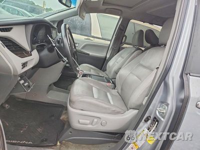 Zdjęcie 7 z 13 samochodu: 2015 TOYOTA SIENNA XLE PREMIUM 8-PASSENGER VIN:5TDYK3DC4FS534658 - miniatura