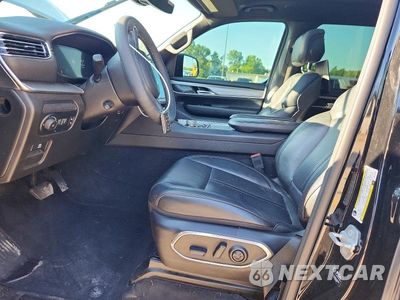Zdjęcie 7 z 13 samochodu: 2023 JEEP WAGONEER SERIES II VIN:1C4SJVBP6PS512924 - miniatura