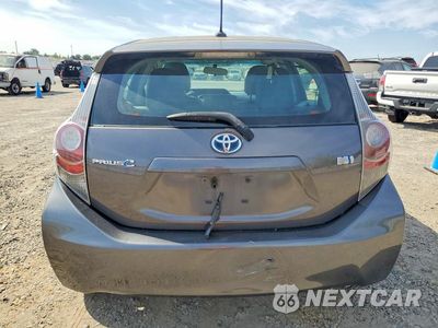 Zdjęcie 6 z 12 samochodu: 2013 TOYOTA PRIUS C FOUR VIN:JTDKDTB31D1041792 - miniatura