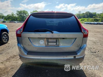 Zdjęcie 6 z 13 samochodu: 2013 VOLVO XC60 T6 VIN:YV4902DZ8D2441281 - miniatura
