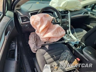 Zdjęcie 8 z 12 samochodu: 2015 FORD FUSION SE VIN:1FA6P0HD8F5100944 - miniatura