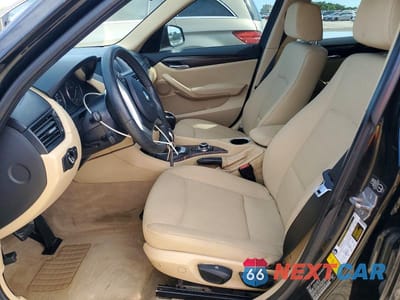 Zdjęcie 7 z 12 samochodu: 2013 BMW X1 SDRIVE28I VIN:WBAVM1C54DVW43254 - miniatura