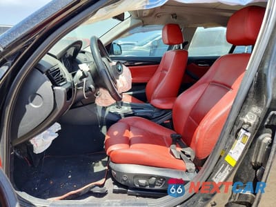Zdjęcie 7 z 13 samochodu: 2013 BMW X1 SDRIVE28I VIN:WBAVM1C56DVW43983 - miniatura