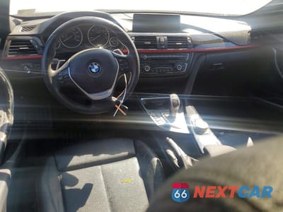 Zdjęcie 8 z 12 samochodu: 2014 BMW 328 XI VIN:WBA3G7C50EK296364 - miniatura