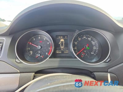 Zdjęcie 9 z 13 samochodu: 2017 VOLKSWAGEN JETTA SE VIN:3VWDB7AJ8HM270708 - miniatura