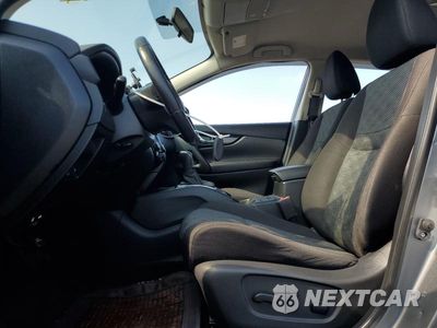 Zdjęcie 7 z 13 samochodu: 2018 NISSAN ROGUE SPORT SV VIN:JN1BJ1CRXJW285684 - miniatura