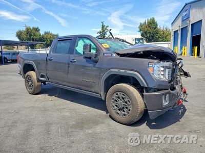 Czwarte zdjęcie samochodu z boku: 2021 GMC SIERRA K2500 AT4 VIN:1GT49PEY7MF265001 - miniatura