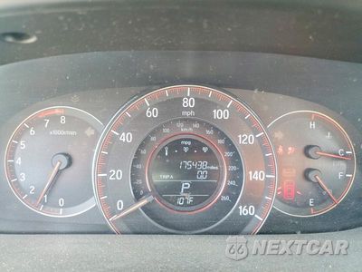 Zdjęcie 9 z 13 samochodu: 2016 HONDA ACCORD SPORT VIN:1HGCR2F57GA201854 - miniatura