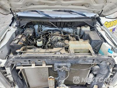 Zdjęcie 12 z 14 samochodu: 2019 NISSAN NV 2500 HD SV VIN:1N6AF0LYXKN804071 - miniatura