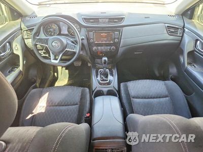 Zdjęcie 8 z 13 samochodu: 2018 NISSAN ROGUE S VIN:KNMAT2MT0JP605544 - miniatura