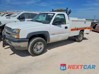 2003 CHEVROLET SILVERADO C2500 1GBGC24U13Z285228 - główne zdjęcie licytacji z USA - miniatura