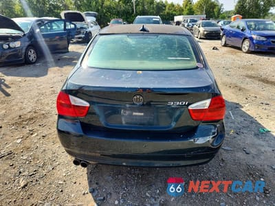 Zdjęcie 6 z 12 samochodu: 2006 BMW 330 I VIN:WBAVB33546KS35701 - miniatura