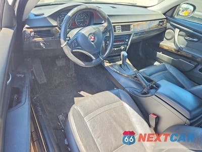Zdjęcie 8 z 13 samochodu: 2010 BMW 335 XI VIN:WBAWC7C5XAE271344 - miniatura