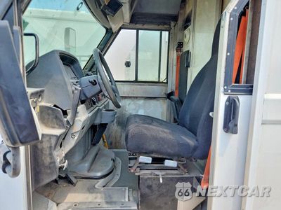 Zdjęcie 7 z 12 samochodu: 2013 ISUZU NPR HD DELIVERY TRUCK VIN:JALB4T174D7W01076 - miniatura