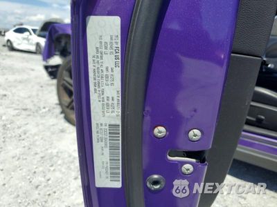 Zdjęcie 13 z 13 samochodu: 2016 DODGE CHALLENGER R/T SCAT PACK VIN:2C3CDZFJ9GH203033 - miniatura