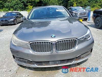 Piąte zdjęcie samochodu w środku: 2016 BMW 740 I VIN:WBA7E2C5XGG714526 - miniatura