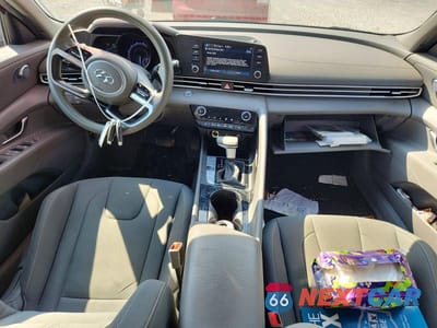 Zdjęcie 8 z 12 samochodu: 2023 HYUNDAI ELANTRA BLUE VIN:KMHLM4AJ7PU077513 - miniatura