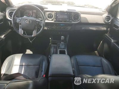 Zdjęcie 8 z 12 samochodu: 2021 TOYOTA TACOMA TRD SPORT VIN:3TMCZ5AN2MM386160 - miniatura