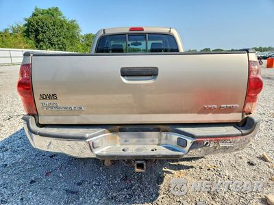 Zdjęcie 6 z 12 samochodu: 2005 TOYOTA TACOMA ACCESS CAB VIN:5TEUU42N55Z081316 - miniatura