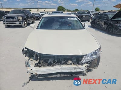 Piąte zdjęcie samochodu w środku: 2013 LEXUS ES 300H VIN:JTHBW1GG5D2023332 - miniatura