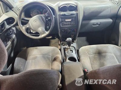 Zdjęcie 8 z 14 samochodu: 2001 HYUNDAI SANTA FE GL VIN:KM8SC83D81U113990 - miniatura