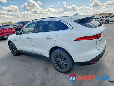 Drugie zdjęcie samochodu z przodu: 2017 JAGUAR F-PACE PRESTIGE VIN:SADCK2BN5HA088341 - miniatura
