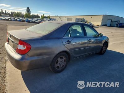 Trzecie zdjęcie samochodu z tyłu: 2003 TOYOTA CAMRY LE V6 VIN:4T1BF32K33U550566 - miniatura