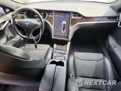 Zdjęcie 8 z 13 samochodu: 2018 TESLA MODEL S VIN:5YJSA1E24JF294852 - miniatura