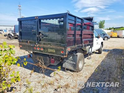 Trzecie zdjęcie samochodu z tyłu: 2018 CHEVROLET SILVERADO K3500 VIN:1GB4KYCG4JF280785 - miniatura
