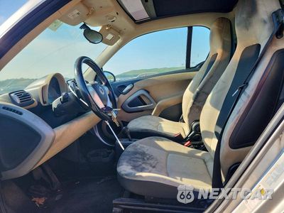 Zdjęcie 7 z 12 samochodu: 2009 SMART FORTWO PURE VIN:WMEEJ31X09K209502 - miniatura
