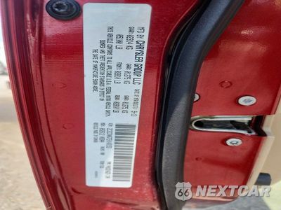 Zdjęcie 12 z 12 samochodu: 2014 CHRYSLER 300 VIN:2C3CCAAG7EH143153 - miniatura