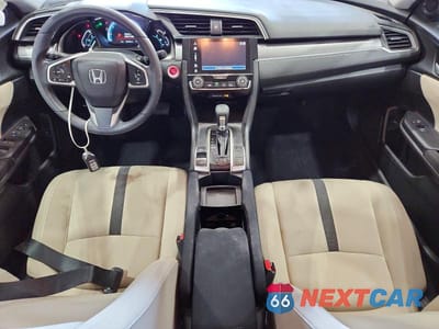 Zdjęcie 8 z 12 samochodu: 2016 HONDA CIVIC EX VIN:19XFC2F74GE094161 - miniatura