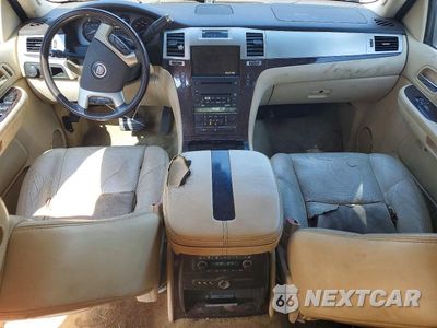 Zdjęcie 8 z 13 samochodu: 2008 CADILLAC ESCALADE LUXURY VIN:1GYEC63848R216744 - miniatura