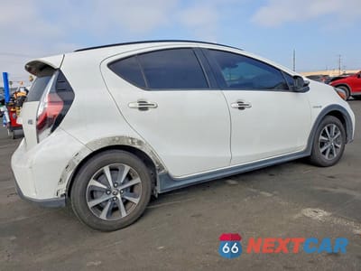 Trzecie zdjęcie samochodu z tyłu: 2018 TOYOTA PRIUS C TWO VIN:JTDKDTB37J1617283 - miniatura
