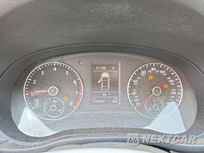 Zdjęcie 9 z 12 samochodu: 2014 VOLKSWAGEN PASSAT SE VIN:1VWBS7A36EC110512 - miniatura