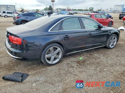 Trzecie zdjęcie samochodu z tyłu: 2011 AUDI A8 QUATTRO VIN:WAUAVAFD3BN014645 - miniatura
