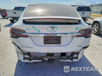 Zdjęcie 6 z 13 samochodu: 2017 TESLA MODEL X VIN:5YJXCBE2XHF054155 - miniatura