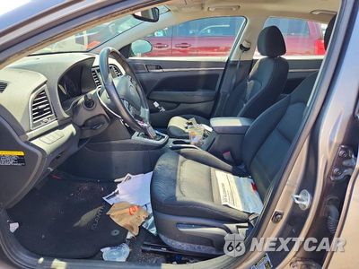 Zdjęcie 7 z 12 samochodu: 2018 HYUNDAI ELANTRA VALUE EDITION VIN:5NPD84LF1JH254919 - miniatura