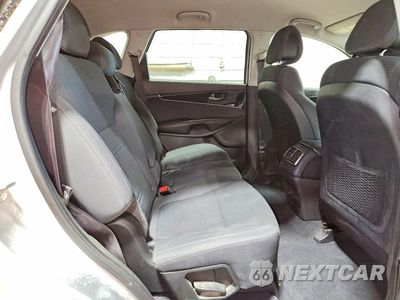 Zdjęcie 11 z 13 samochodu: 2016 KIA SORENTO LX V6 VIN:5XYPGDA53GG007671 - miniatura