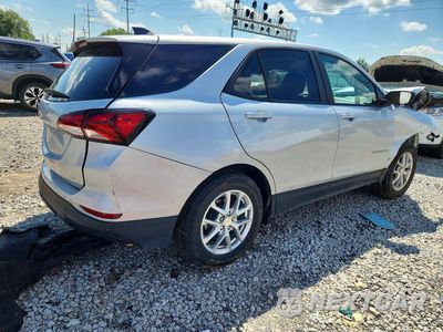 Trzecie zdjęcie samochodu z tyłu: 2022 CHEVROLET EQUINOX LS VIN:3GNAXHEV1NS159944 - miniatura