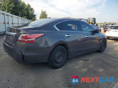 Trzecie zdjęcie samochodu z tyłu: 2015 NISSAN ALTIMA 2.5 S VIN:1N4AL3AP3FC474806 - miniatura
