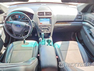 Zdjęcie 8 z 13 samochodu: 2017 FORD EXPLORER XLT VIN:1FM5K8D83HGA46208 - miniatura