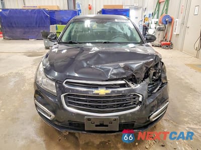 Piąte zdjęcie samochodu w środku: 2015 CHEVROLET CRUZE LT VIN:1G1PE5SB4F7236204 - miniatura