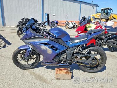 Trzecie zdjęcie samochodu z tyłu: 2016 KAWASAKI EX300 B VIN:JKAEX8B1XGDA30242 - miniatura