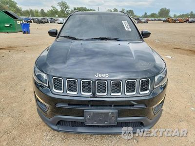 Piąte zdjęcie samochodu w środku: 2020 JEEP COMPASS LATITUDE VIN:3C4NJDBB6LT164577 - miniatura