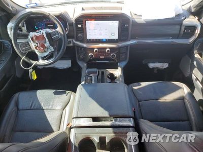 Zdjęcie 8 z 12 samochodu: 2024 FORD F150 LARIAT VIN:1FTFW5L51RFA56410 - miniatura