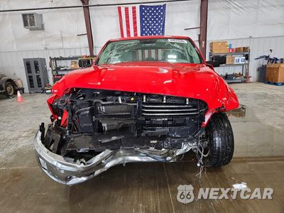 Piąte zdjęcie samochodu w środku: 2019 RAM 1500 CLASSIC SLT VIN:1C6RR7TT2KS576313 - miniatura