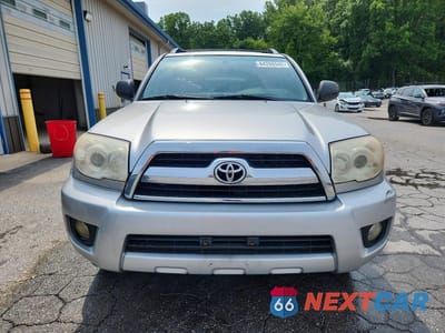 Piąte zdjęcie samochodu w środku: 2006 TOYOTA 4RUNNER SR5 VIN:JTEBU14R360099378 - miniatura